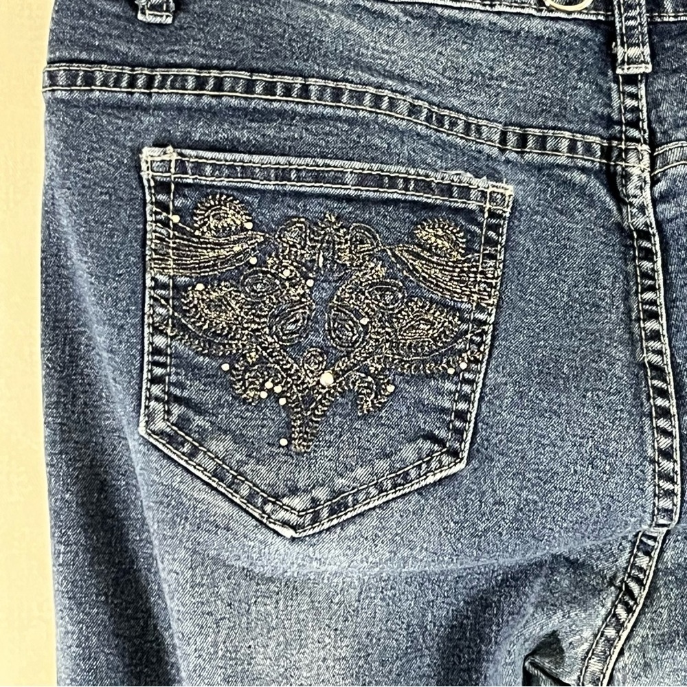 dKin Women's Straight Leg Blue Jeans Rhinestone Pockets - Picture 5 of 8